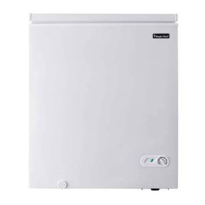 lot 30016 image: 5.0 cu. ft. Chest Freezer in White - Retail $219