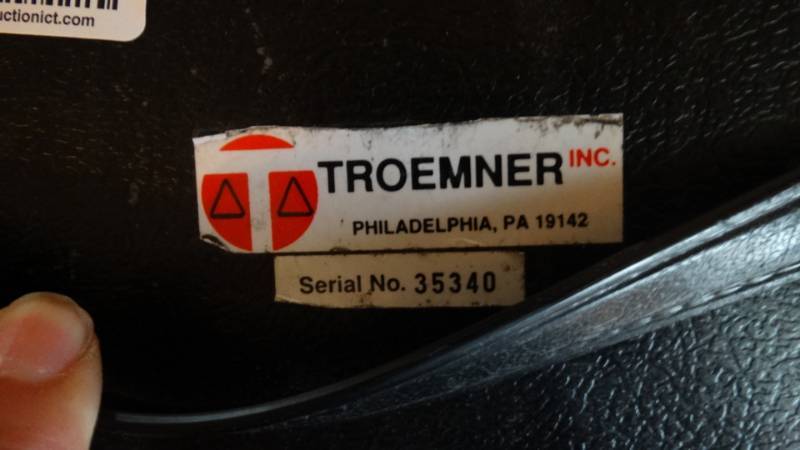 lot 1763 image: Troemner scale weights.