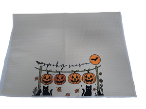 lot 31135 image: Decorative Hand Towels for Bathroom, Spooky Season Cats Pumpkin Dish Tea Towel for Kitchen Decor, 16x24 Inch