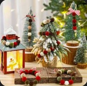 lot 16356 image: XunYee 12 Pcs Velvet Christmas Decor(Mixed Colors)