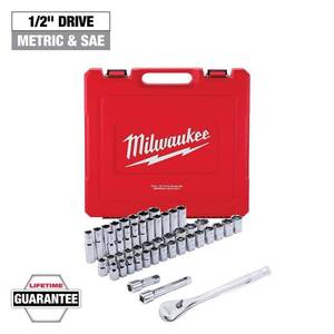 lot 30439 image: Milwaukee 12 in. Drive SAEMetric Ratchet and Socket Mechanics Tool Set (47-Piece) - Retail $290