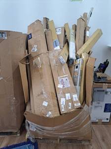 lot 31245 image: Pallet of Various Curtain Rods of Different Sizes - Retails for more than $500