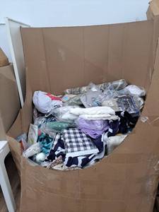 lot 31246 image: Pallet of Various Curtains of Different Sizes, Brands, Etc.  Retails for more the $700