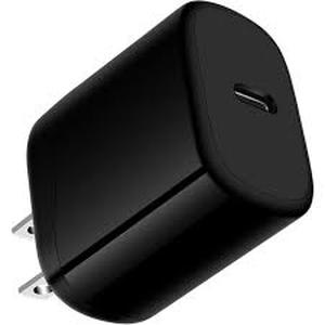 lot 10290 image: USB C Fast charging Block