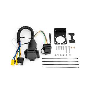 lot 4308 image: Wsays 4 to 7-Way RV Blade and 4-Way Flat Female End Trailer Wiring Adapter Connector Kit Compatible with TrailersSemitrailersCaravansRVsTrucksCarsUtility