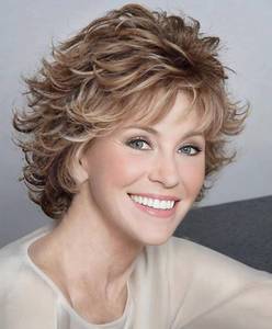 lot 20218 image: SEVENCOLORS Short Brown Wavy Wigs for White Women Layered Natural Brown Mixed Blonde Pixie Wig Synthetic Hair Short Womens Wigs
