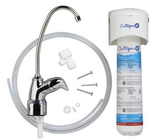 lot 19700 image: Culligan US 3 EZ-Change Under-Sink Drinking Water Filtration System with Dedicated Faucet and Filter, Chrome