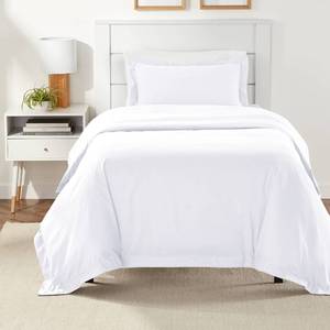 lot 2144 image: Amazon Basics Lightweight 2 Piece Microfiber Duvet Cover Set with Zipper Closure, TwinTwin XL, Bright White, Solid