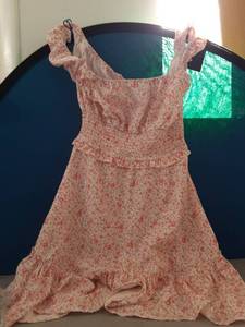lot 44488 image: Floerns Womens Floral Halter Ruffle Tiered Cute Summer Mini Dress Milkmaid Vacation Sundress Pink and White Small - Retail $36