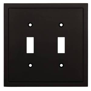 lot 44556 image: Henne Bery Modern Edge Decorative Wall Plate Switch Plate Outlet Cover, Durable Solid Zinc Alloy (Double Toggle, Matte Black) - Retail $6