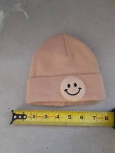 lot 44691 image: Baby Boy Girl Hat - Retail $0