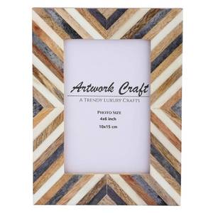 lot 44718 image: Artwork Craft Handmade Picture Photo Frame Chevron Herringbone Art Inspired Vintage Table-TopWall D�cor Frames (4x6 Inches, Gray,White,Wood) - Retail $19