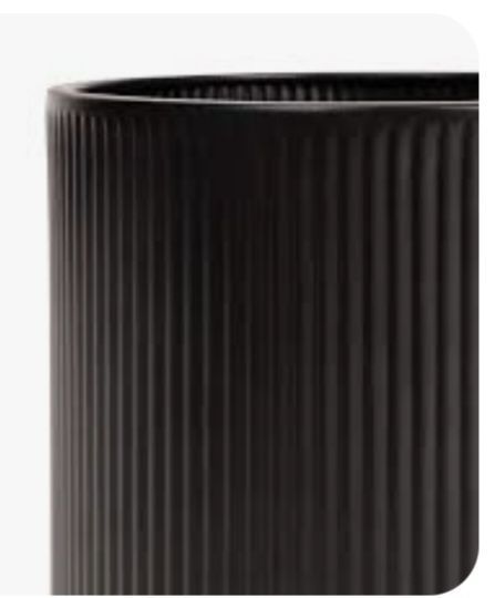 lot 4166 image: BLACK FLOWER POT CLOSED BOTTOM WITH PLASTIC TRAY