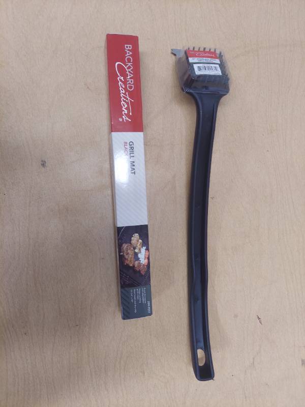 lot 5051 image: Grill Mat and 17 in stainless grill brush