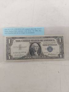 lot 3364 image: 1957 Silver Certificate One Dollar Bill