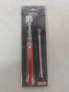 lot 3367 image: Tool Shop 2-Piece Magnetic Pick-Up Tool Set