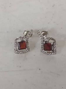 lot 3372 image: Square Garnet and Crystal Stud Earrings - Marked .925