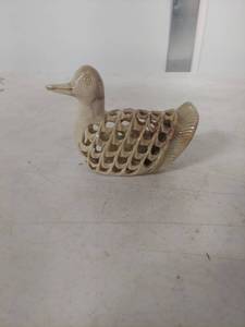 lot 3383 image: Carved Duck Figurine