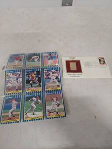 lot 3463 image: Fleer Platinum MLB Baseball Trading Card Collection and First Day Issue Stamp