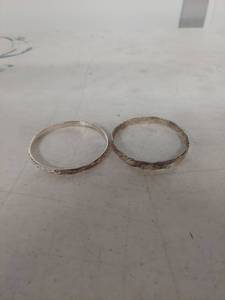 lot 3472 image: Etched Band bracelet Set