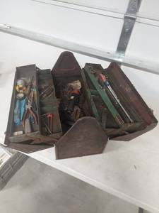 lot 3489 image: Multi-Tier Metal Tool Box with Tools