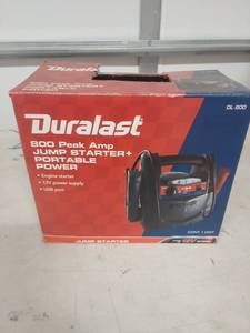 lot 3581 image: Duralast DL-800 Portable Jump Starter Power Pack