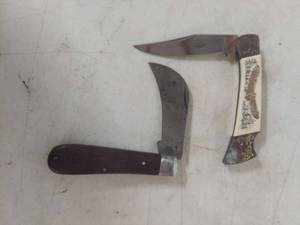 lot 3583 image: (2) Pocket Knife - Sabre and Eagle Design