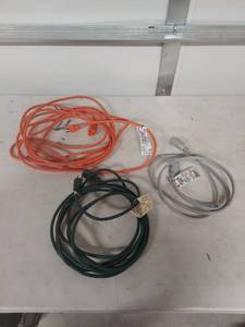 lot 3594 image: Heavy Duty Extension Cord Set