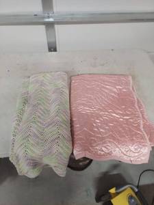 lot 3607 image: Baby Blanket Set - Pink Quilted & Pastel Chevron Afgan