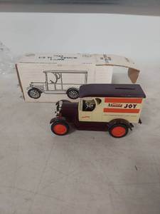 lot 1022 image: Almond Joy 1923 Delivery Truck Bank