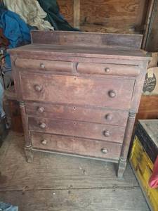Antique Wooden Chest of Drawers