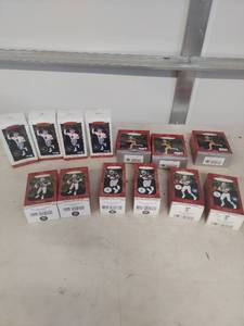 lot 3880 image: NFL Legends Hallmark Keepsake Ornaments Collection