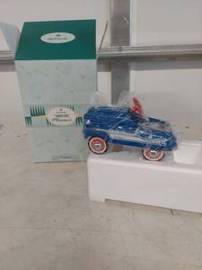 lot 3889 image: 1958 Murray Champion Hallmark Kiddie Car
