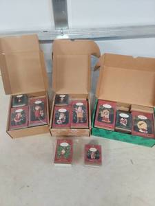 lot 3903 image: Hallmark Keepsake Ornament Collection 1997-1999 Members Only