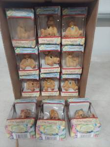 lot 3945 image: Little Sparkles Birthstone Bears by Cherished Teddies