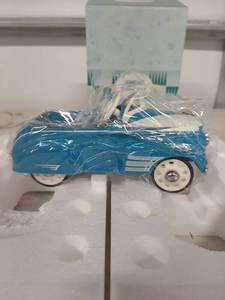 lot 4005 image: 1941 Oldsmobile Kiddie Car