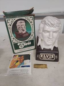 lot 4027 image: Elvis McCormick Bourbon Decanter