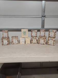 lot 4029 image: Cherished Teddies Figurine Collection Lot