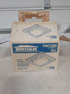 lot 4042 image: Broan Model 709 Bathroom Fan Light Combo