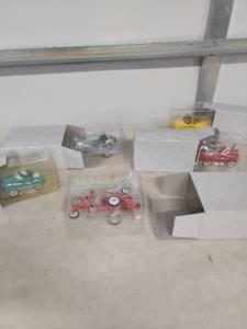 lot 4058 image: (5)  Kiddie Car Hallmark Models