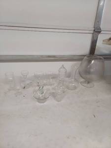 lot 4087 image: Mixed Crystal Glassware Collection Lot in Box