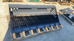 lot 5274 image: RB-14-72W - LandHonor 72-inch Skid Steer Rock Bucket - Unused