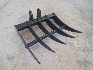 lot 2410 image: Heavy Duty 5-Tine Ripper Attachment