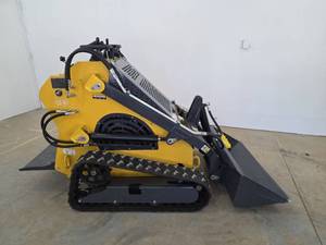 lot 2503 image: Starvox SV-480 Mini Skid Steer Loader