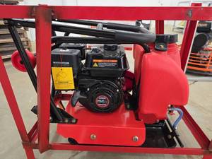 lot 2506 image: Starvox FCP90 Vibratory Plate Compactor