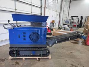 lot 2825 image: Unused 2025 SDLANCH High-End Mobile Jaw Crusher SDLJC