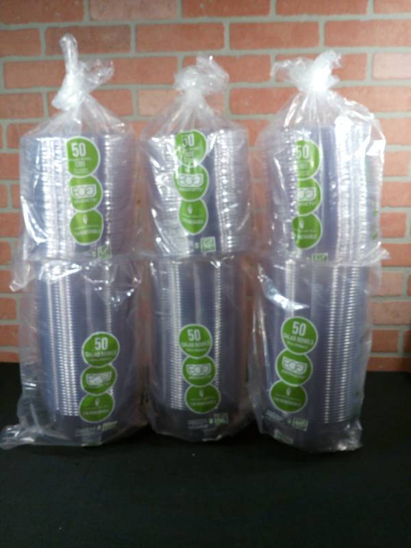 lot 32 image: Eco Products Renewable Compostable  Plastic Salad Bowls
