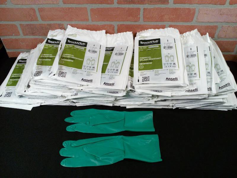 lot 98 image: Disposable Cleaning Gloves - Chemical & Splash Resistant Latex-Free Neoprene Gloves