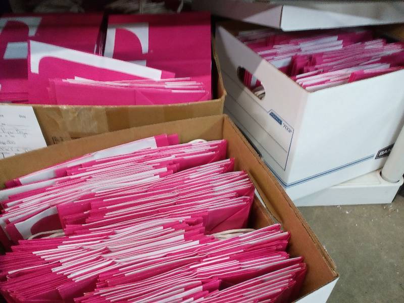 lot 127 image: Paper Bags W Logo