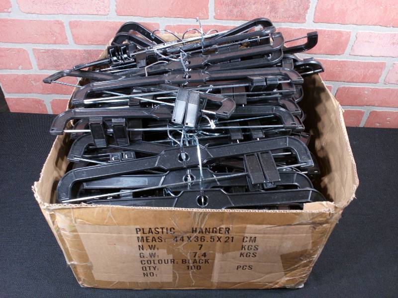 lot 166 image: SkirtPants Hangers